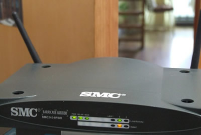 �ؼۣ�~ŷ������SMC2404 22M-44M����·�������ȶ����ź�ǿ��